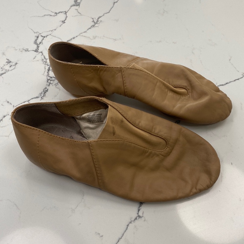 Dance shoes